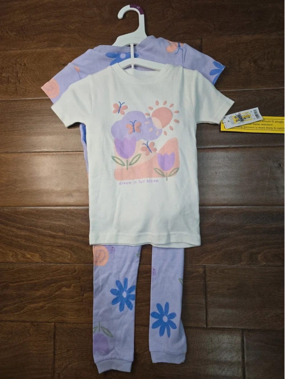 3t brand new pajamas from carter's item, 429G7